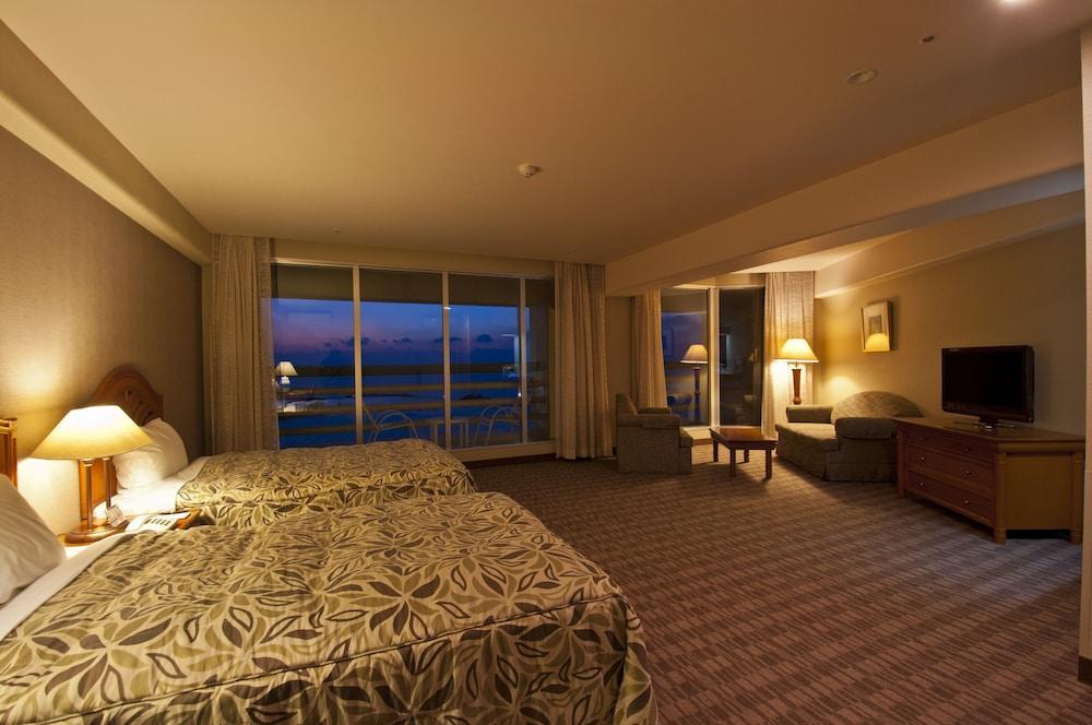 Rizzan Sea Park Hotel Tancha Bay Onna Exterior photo